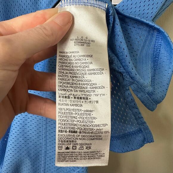 YLg Y2K VTG Michael Jordan #23 UNC Tar Heels Jersey Tank Retro Sports Basketball - Picture 5 of 7